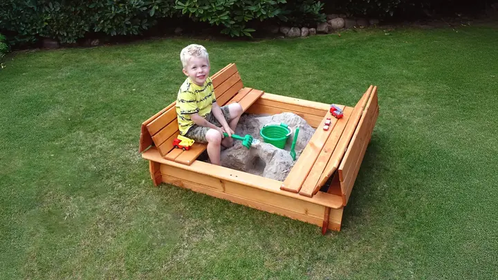 Sandkasten 196